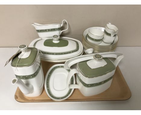 A Royal Doulton Rondelay tea and dinner service