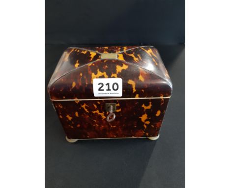  VICTORIAN TORTISESHELL TEA CADDY MOTHER OF PEARL FEET