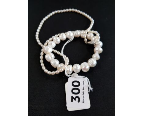 PEARL NECKLACE AND BRACELET