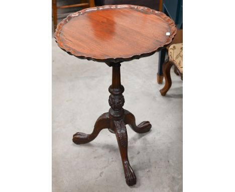 A Georgian style mahogany birdcage pie crust tilt top tripod table, 50 cm dia. x 71 cm h 