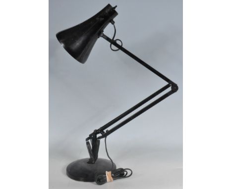 A vintage retro 20th Century Herbert Terry Anglepoise industrial desk lamp finished in black enamel colourway. Raised on circ