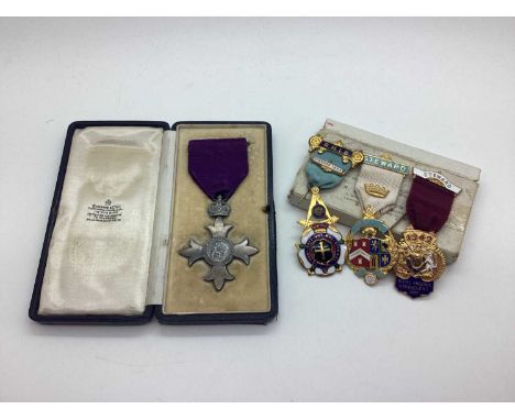 Most Excellent Order Of The British Empire (MBE) Civil Medal George V, obverse engraved ECD 1919, with case and card box by G