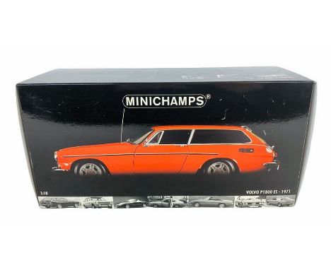 Minichamps 1:18 Scale Volvo P1800 ES 1971 Model Die Cast Car - Boxed&nbsp;