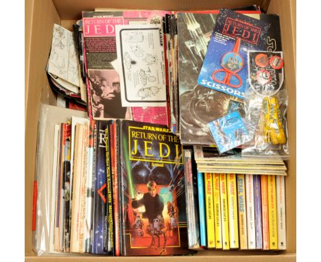Star Wars vintage comics, books and other ephemera, includes: Star Wars 1977 souvenir theatre programme; quantity of Marvel S