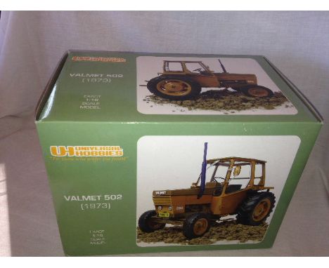 UNIVERSAL HOBBIES - VALMET 502 (1973) - SCALE 1:16 (2771)