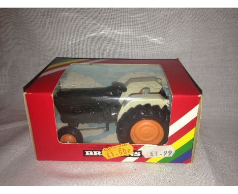 BRITAINS - TRACTOR (9420)