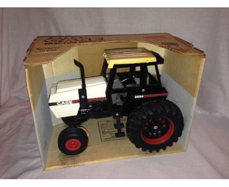 ERTL - CASE 2594 WITH CAB (267) - SCALE 1:16