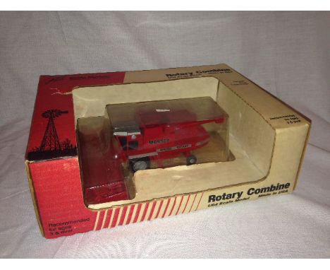 SCALE MODELS - MASSEY FERGUSON 8590 ROTARY (652) - SCALE 1:64