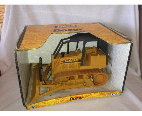 ERTL - CASE - DOZER (608) - SCALE 1:16