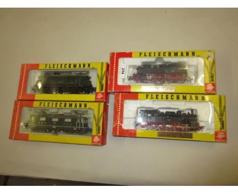 Fleischmann, group of four HO gauge boxed railway locomotives, numbered 4160, 4146, 4372 and 4370 
