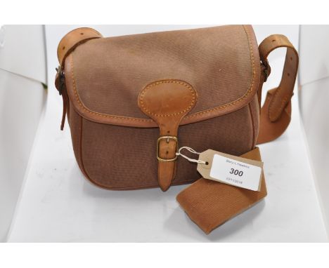 CANVAS AND LEATHER CARTRIDGE BAG PLUS 23 NO6 SHOT 12 BORE CARTRIDGESSHOTGUN LICENCE REQUIRED TO PURCHASE THIS ITEM