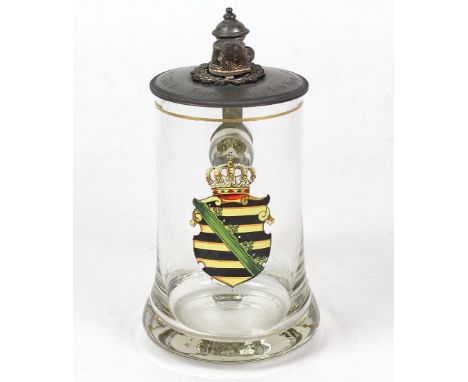 Ehrenkrug Militär Verein Jäger Chemnitz 1906 leicht ausgestellte Krugform mit schauseitigem Sachsenwappen, Henkel mit Zinnmon