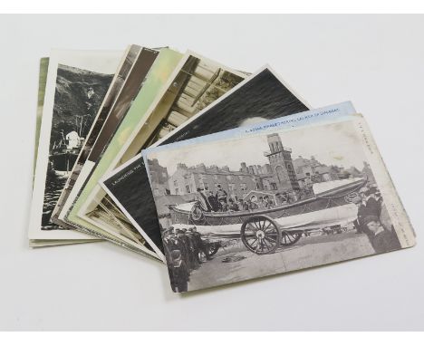 Lifeboats, very nice varied selection, R/P's, crews, etc (approx 15 cards)