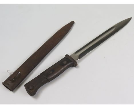 Bayonet: An Imperial German Model 1884/98 knife bayonet. Good blade by GOTTLEIB HAMMESFAHR SOLINGEN FOCHE. Reverse of ricasso