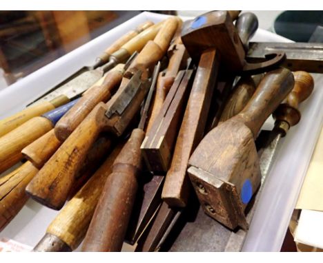 Mixed tools including Marples chisels. Not available for in-house P&amp;P 