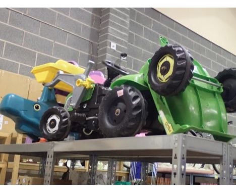 Rollykid childs tractor and trailer. Not available for in-house P&amp;P 