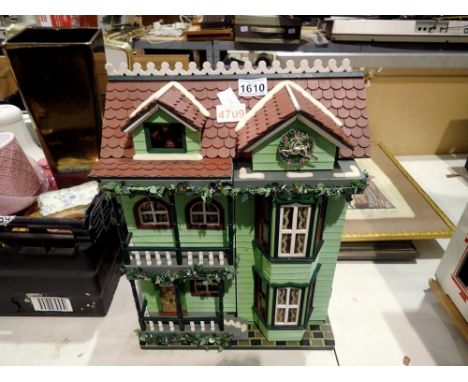Modern light up musical furnished dolls house, H: 43 cm. Not available for in-house P&amp;P 