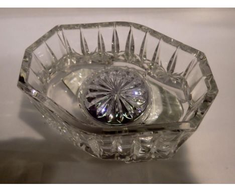 A Waterford Crystal musical trinket tray, plays Hark The Herald Angels. UK P&amp;P Group 2 (£20+VAT for the first lot and £4+