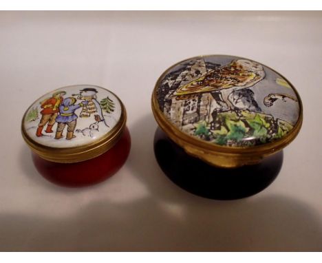 Crummles enamelled pill box and a larger example (2). UK P&amp;P Group 1 (£16+VAT for the first lot and £2+VAT for subsequent