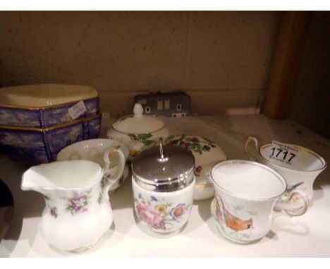 Mixed ceramics including Royal Worcester. Not available for in-house P&amp;P 