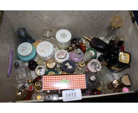 A quantity of perfume bottles Chanel, Christian Dior, etc.