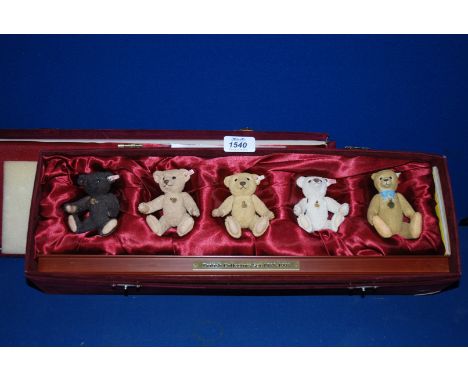 A Steiff Enesco ceramic collector's Bear Set with certificate