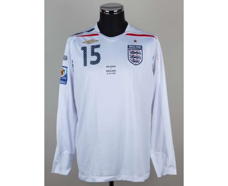 David Beckham white, red and blue No.15 England v. Belarus match issued long-sleeved shirt, 2008, Umbro, L, with v-neck colla