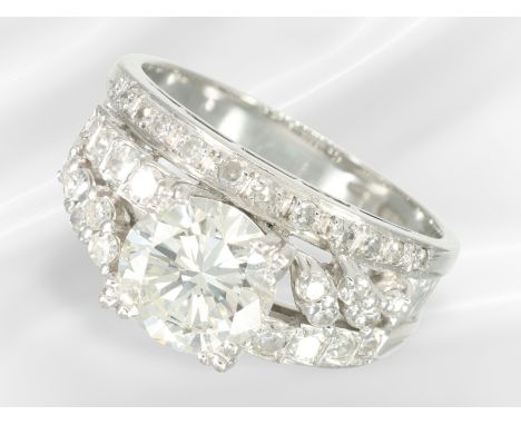 Ring: sehr wertvoller Brillant/Diamant-Goldschmiedering, großer feiner Brillant von ca. 1,85ct, Wesselton/VS: Ca. Ø17mm, RG54