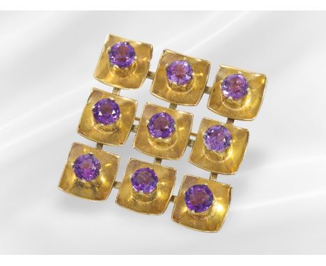 Brosche/Nadel: unikate Designer-Goldschmiedeanfertigung von Prof. J. Angerbauer, Wien um 1960: Ca. 33 x 33mm, ca. 15,5g, 14K 