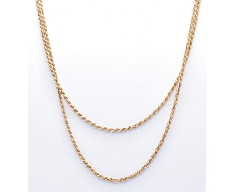 A hallmarked 9ct gold rope twist necklace chain. The necklace having a spring ring clasp. London import marked for 1976. Weig