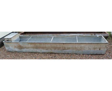 Galvanised trough - Approx L: 308cm 