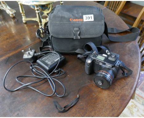 Camera - Canon PowerShot Pro 1 with bag and accessories 
