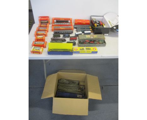 A Hornby Triang railway set to include a boxed Hornby Dublo Deltic diesel-electric locomotive, model 3234, various other engi
