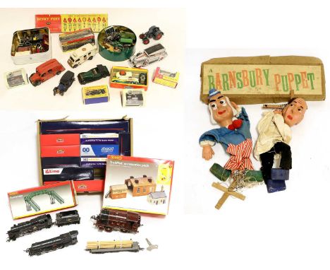 Bachmann OO Gauge 31712 Class B1 Springbok Locomotive together with five wagons, two Dapol and one Lima wagons (all E boxes E