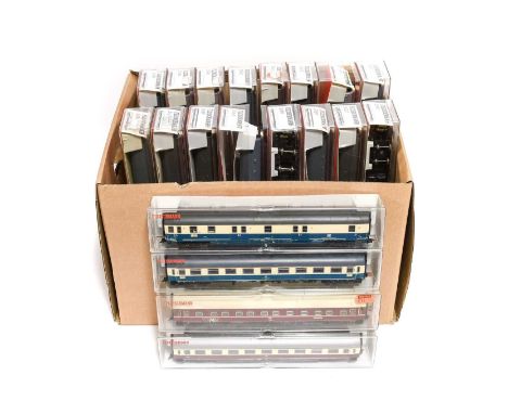 Fleischmann HO Gauge DB Coaches a collection of twenty assorted examples (generally E-G boxes G) (20)