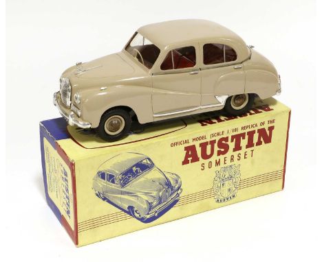 Victory 1:18 Scale Austin Somerset battery operated, with instruction leaflet and Guarantee (E, some corrosion in battery box