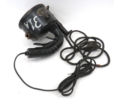 WW2 Admiralty / RAF  Pattern Signal Lampblack painted lamp with top sighting lever.  Rear handle with firing trigger.  Comple