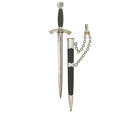 German Third Reich Luftwaffe 1st pattern Officer’s dagger by SMF, Solingen.A good example with twist wire bound blue leather 