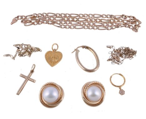 A collection of gold coloured jewellery,   to include a pair of mabe pearl earrings, the mabe pearls within a ropetwist sett