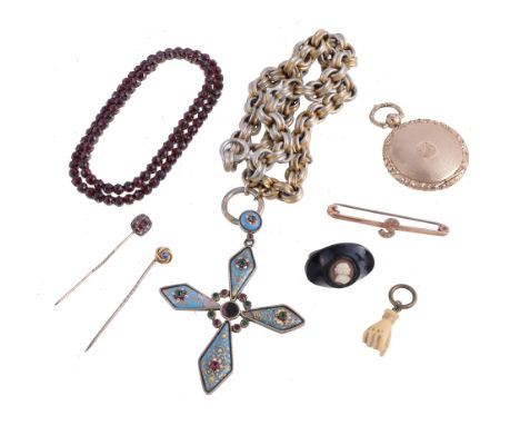  A small collection of antique jewellery,   to include: a late Victorian a locket, with engine turned front and back and foli