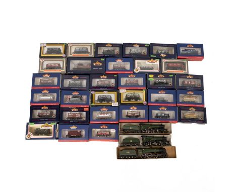 Bachmann Model Railway 00 gauge- BR green 4-6-0 Hook Norton Manor loco and tender 7823; BR green 4-6-0 Patriot Planet loco an