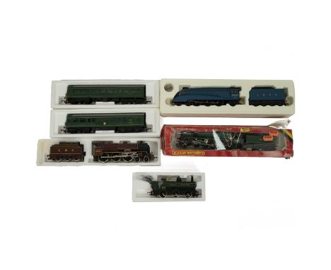 Hornby Model Railway 00 gauge- LMS Patriot Class 'Duke of Sutherland' loco and tender 5541 R.311; BR 2-10-0 Evening Star loco