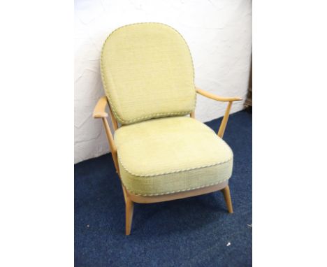 Ercol Blue Label Windsor Chair 203model in Blondewood, exceptional condition. See photos.