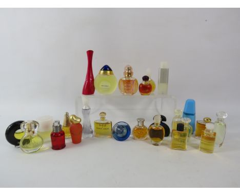 25 Womens miniature fragrances including, Chanel, Dune, Lulu, Givenchy etc.