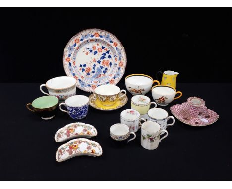 A ROYAL WORCESTER FOX AND HOUNDS MILK JUG and other oddments of ceramics. Provenance: The Richard Pratley Collection of Engli