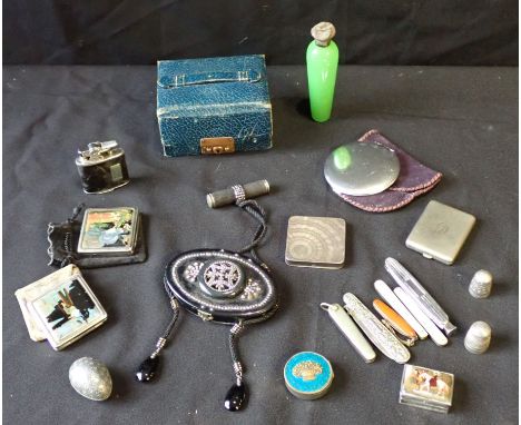 AN EDWARDIAN HORN AND MACASITE EVENING COMPACT AND LIPSTICK a silver compact, and other accessories