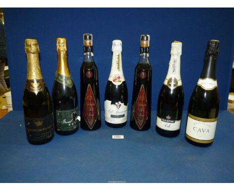 Five bottles of sparkling wine, various brands and two bottles of Coffee Liqueur, Adadia da Cova.