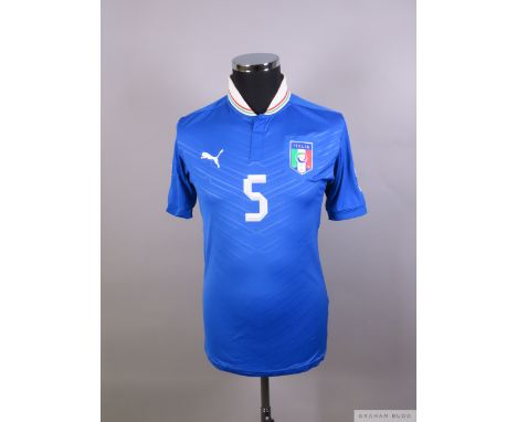 Marco Verratti blue Italy no.5 2014 World Cup Qualifier shirt, 2012
player issue, Puma, size M, short-sleeved with 2014 FIFA 