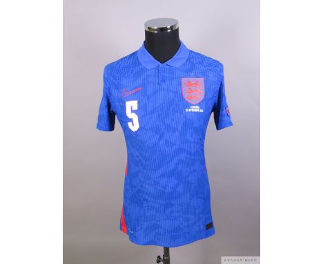 John Stones blue No.5 England player issue short sleeved shirt, 2021 Nike M
button up collar, embroidered badge, the back let