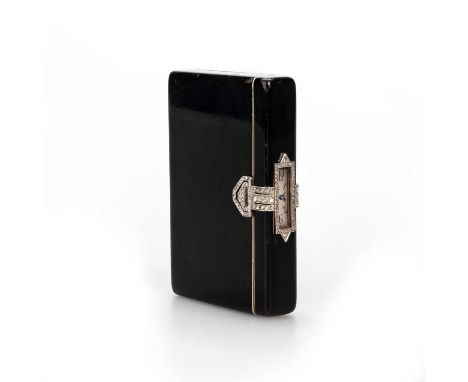 AN ART DECO GOLD BLACK ENAMEL AND DIAMOND COMPACT / NÉCESSAIRE, IN THE MANNER OF CARTIER French control marks for 18ct gold, 